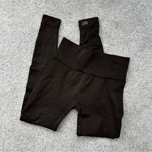 SET Active Dark Chocolate Brown Sculpt Flex Leggings Size Medium